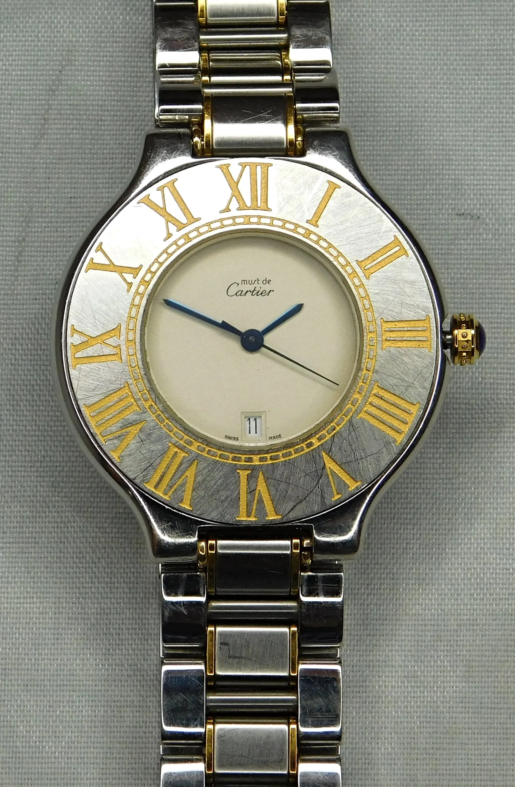 Cartier Must de Cartier 21 Roman Bezel Seconds Hand Date 2 Tone Mens Watch....34mm