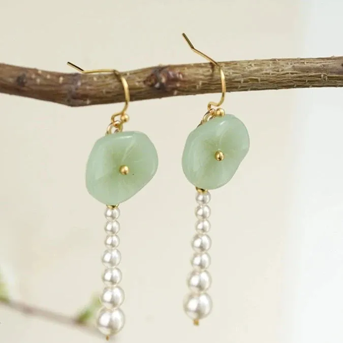 Pearl Earrings: Lotus Leaf