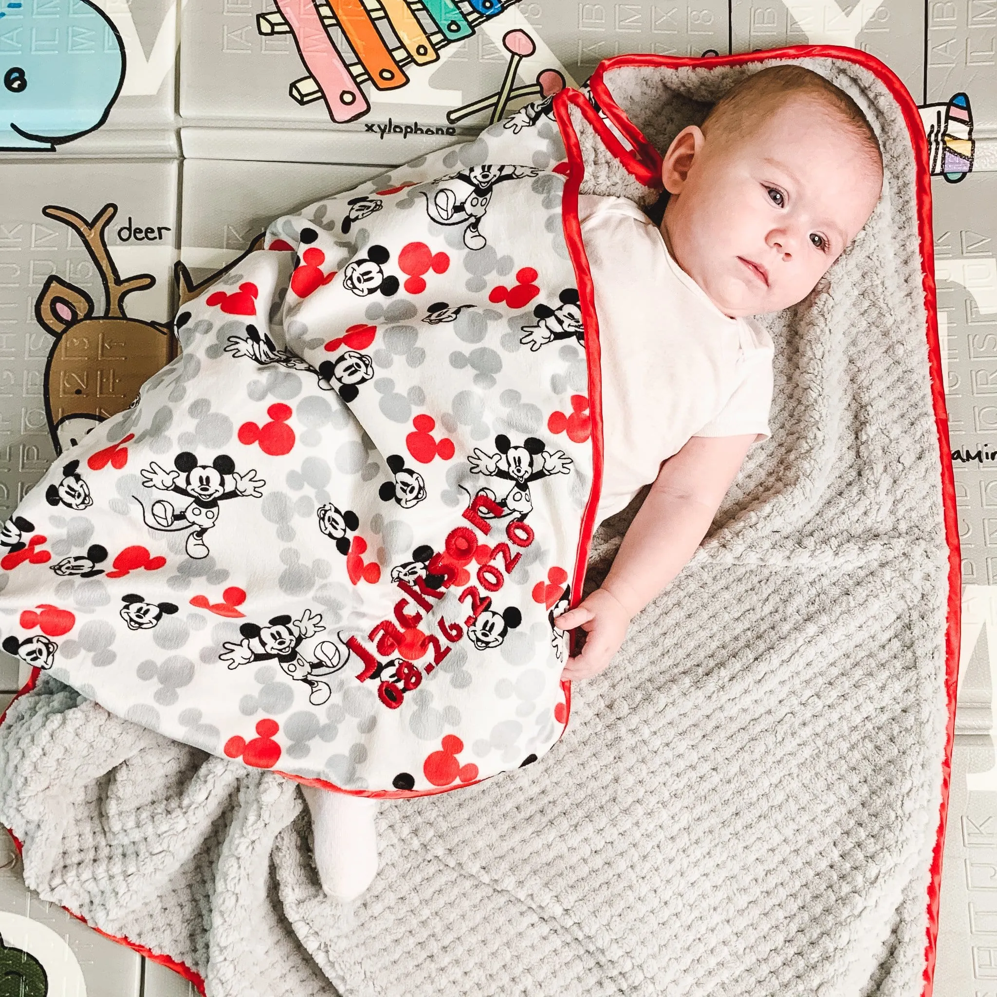 Personalized Disney Baby Blanket - Mickey Mouse